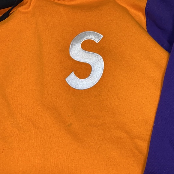 Supreme sweatshirt - Picture 2 of 13